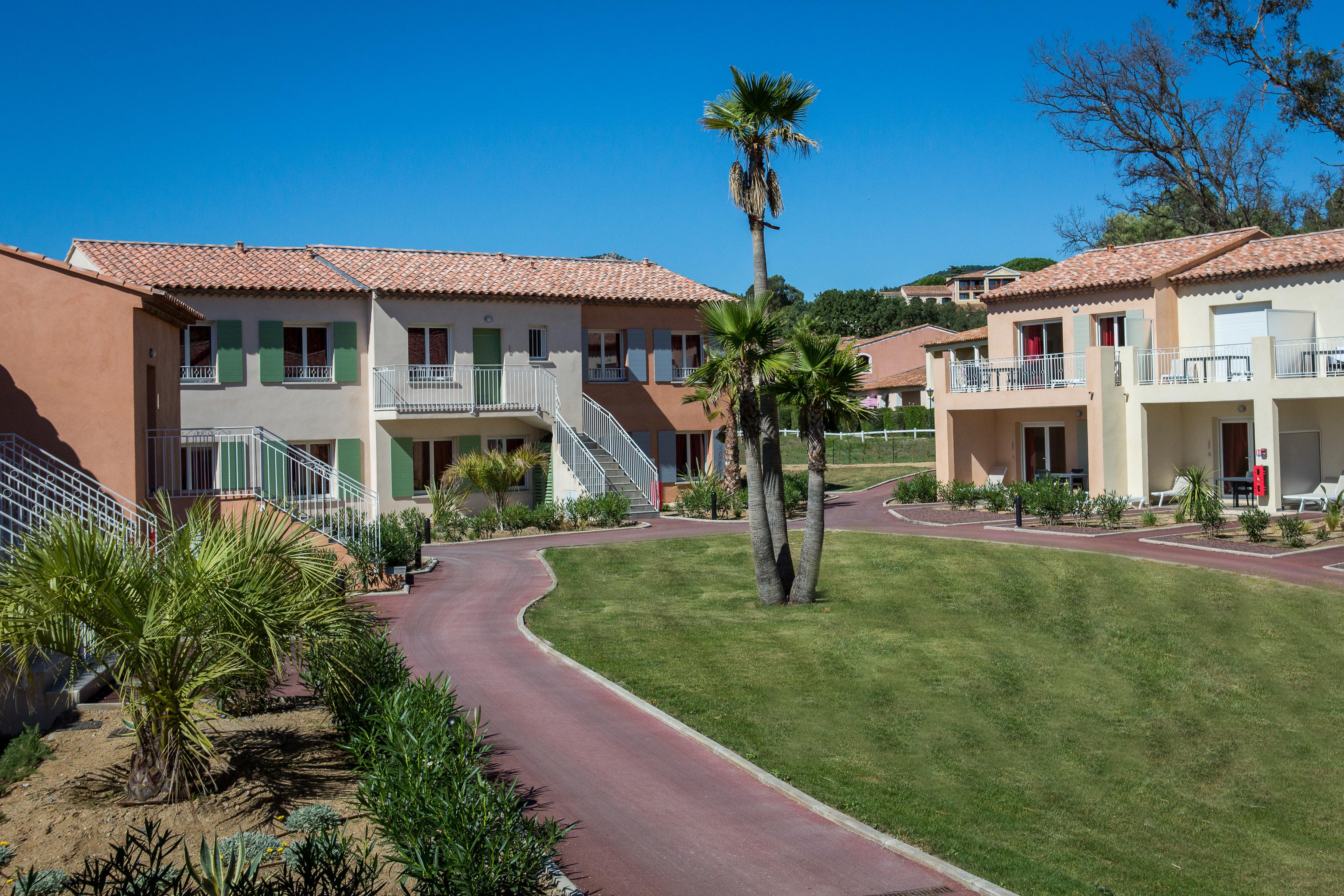 Sowell Residences Les Perles Du Golfe De Saint-Tropez Grimaud Exterior foto